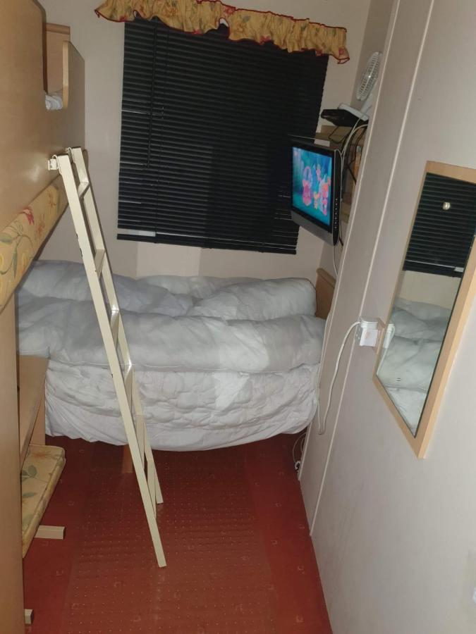 R And B Static Caravan Skegness Exterior foto